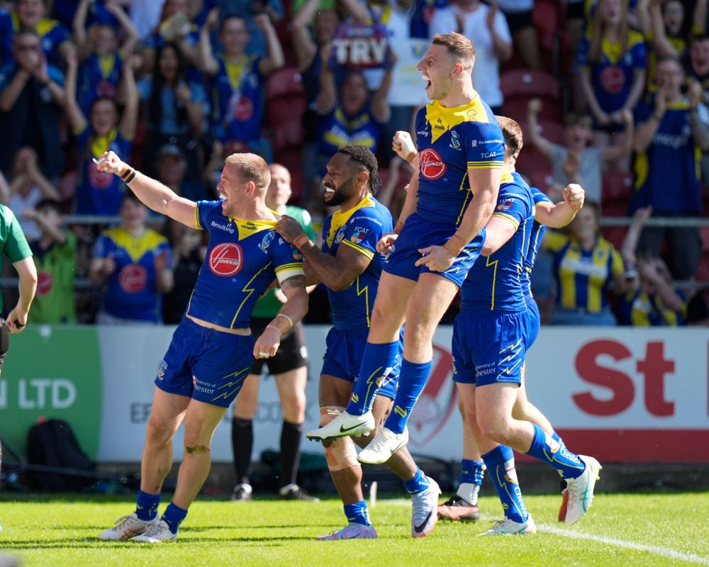 Warrington Wolves - Wire book place in Challenge Cup Final