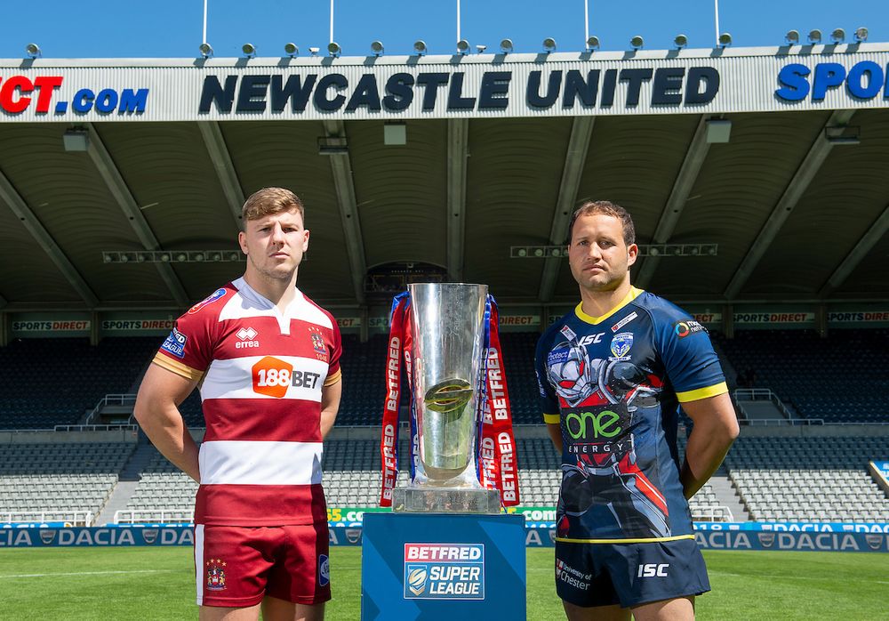 Warrington Wolves launch epic throwback kit for Magic Weekend farewell -  YorkshireLive